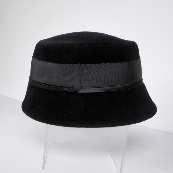 VTG Jo Lyn Black Velvet Bucket Cloche Hat Ribbon Satin Band FLAW MISSING BOW main image 4